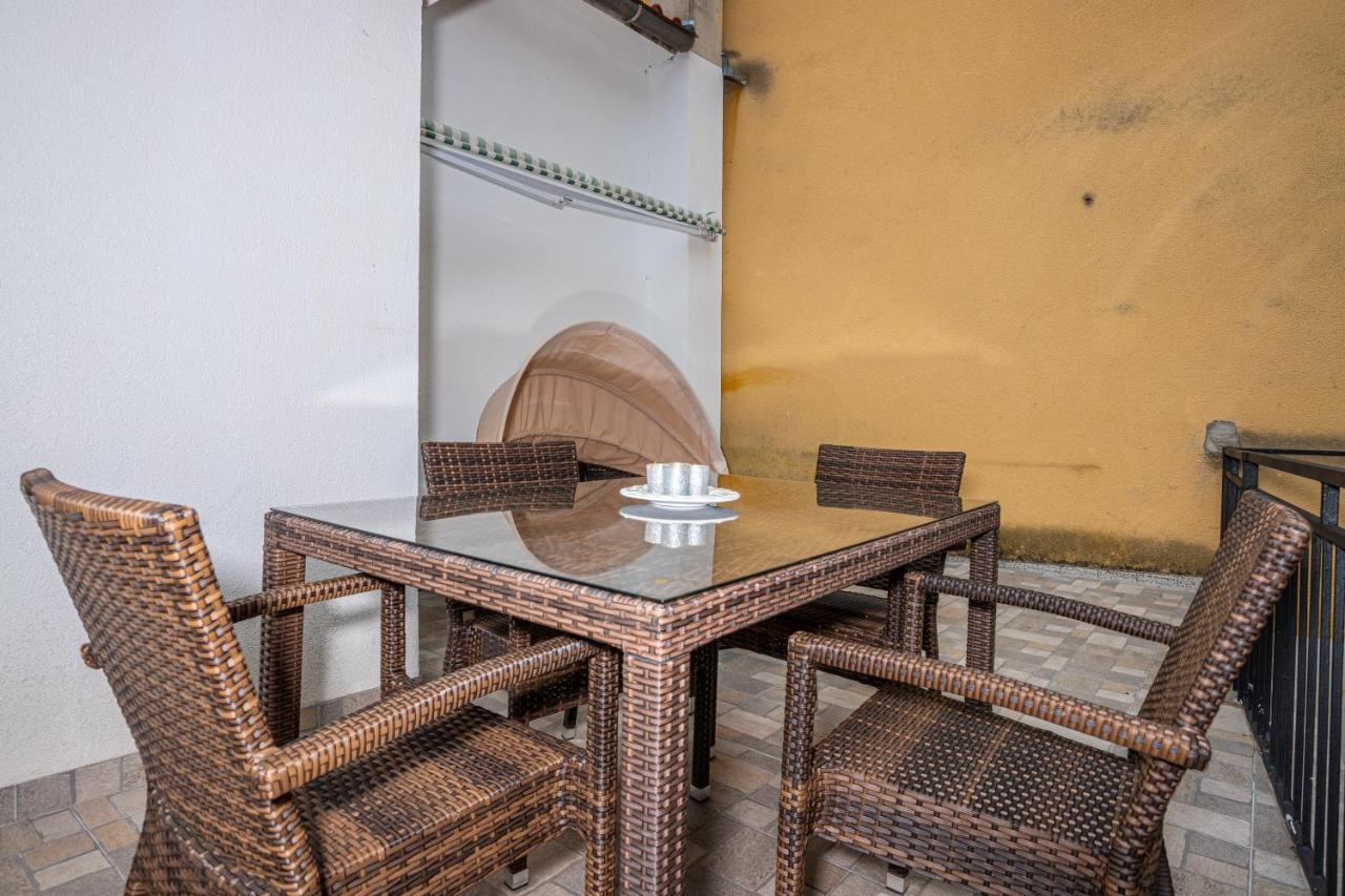 Apartmani Gabrijela Crikvenica Exteriör bild