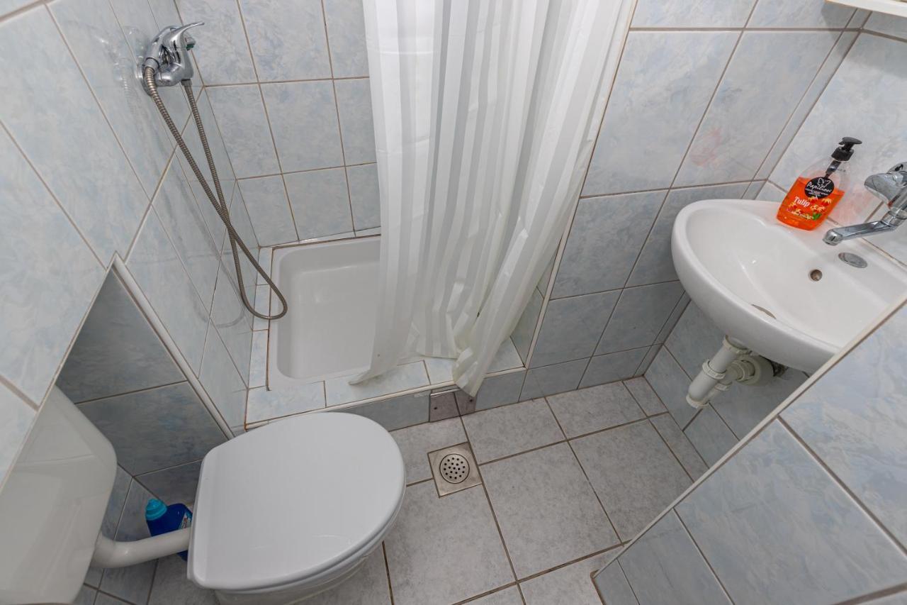 Apartmani Gabrijela Crikvenica Exteriör bild