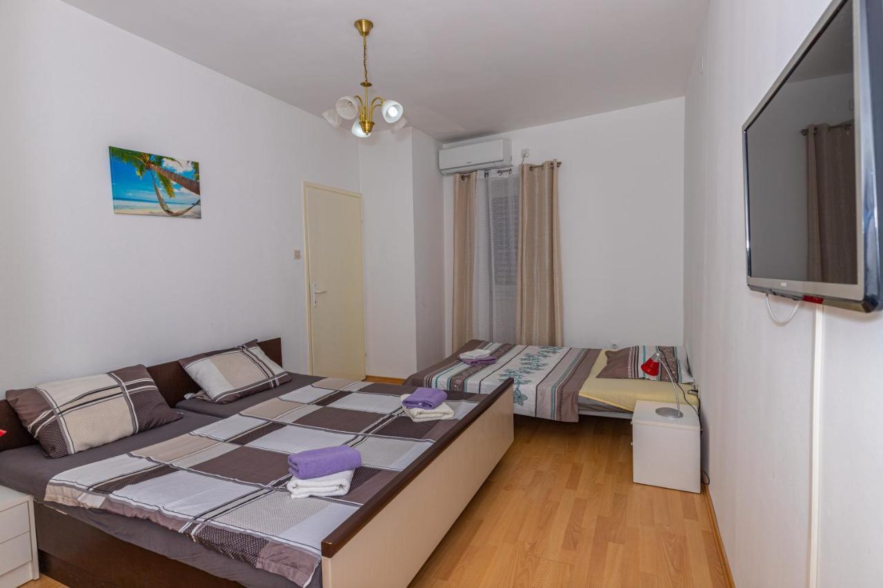 Apartmani Gabrijela Crikvenica Exteriör bild