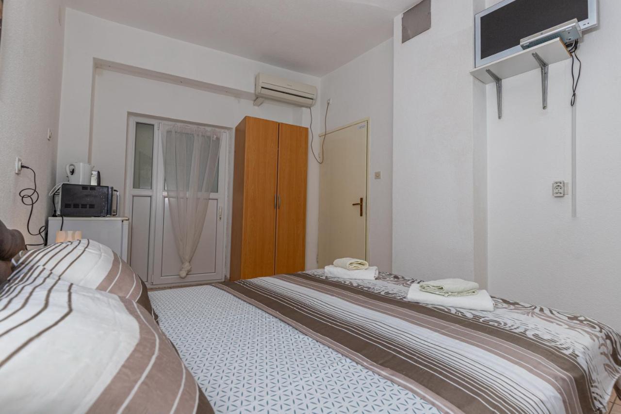 Apartmani Gabrijela Crikvenica Exteriör bild