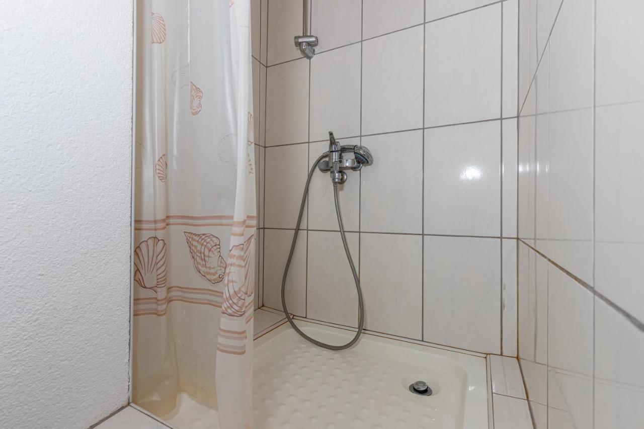 Apartmani Gabrijela Crikvenica Exteriör bild