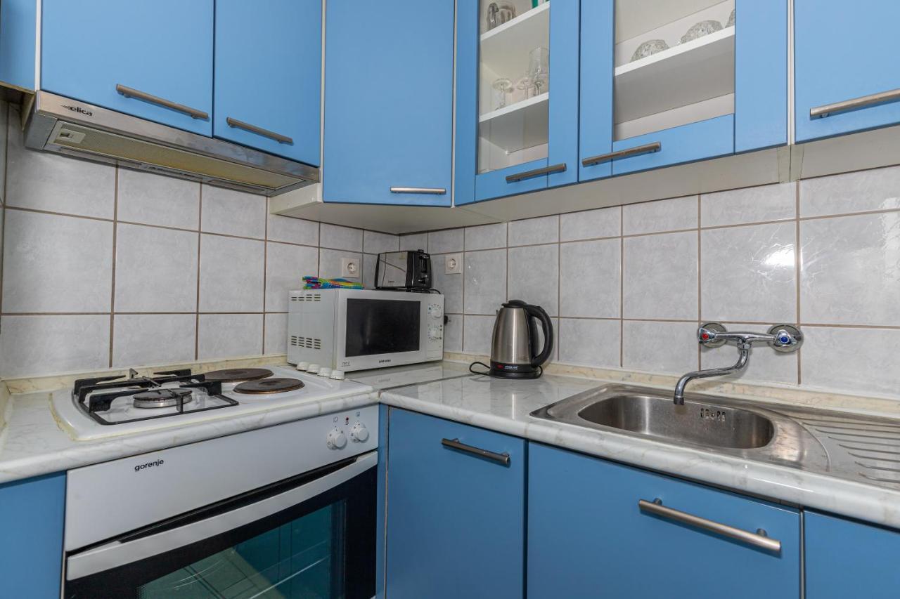 Apartmani Gabrijela Crikvenica Exteriör bild