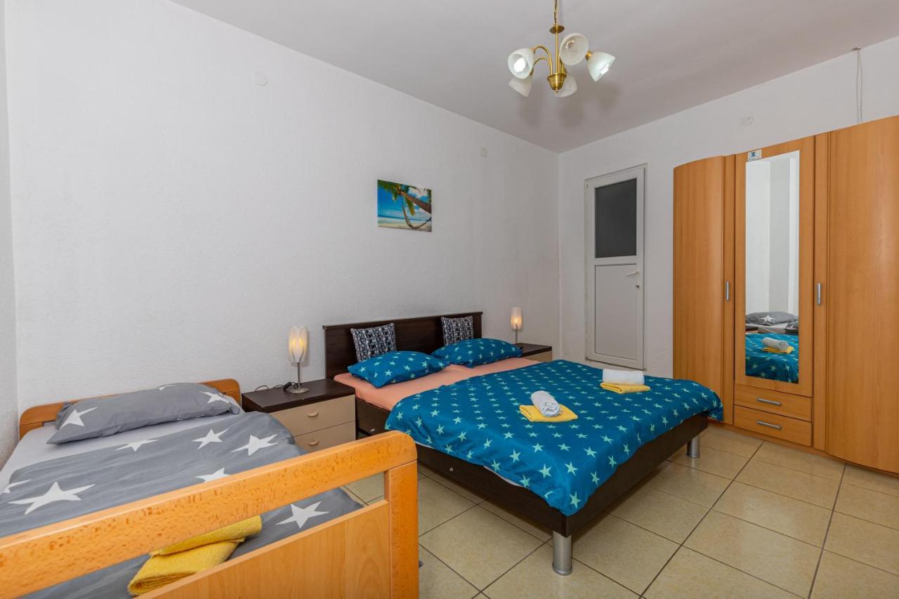 Apartmani Gabrijela Crikvenica Exteriör bild